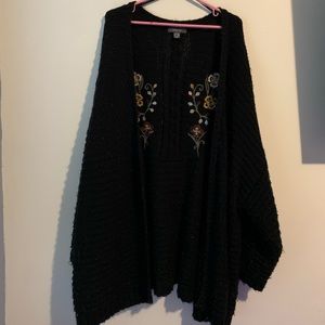 Flower embroidered cardigan